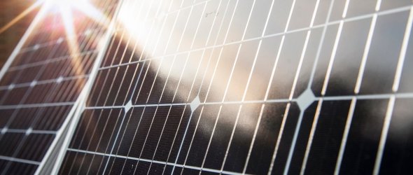 Balkonkraftwerk / Solarpannel / Solarenergie / Grüne Energie /
